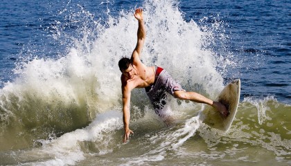 开云下载网址-哈维·西蒙斯转会至巴黎圣日耳曼，哈维梅西