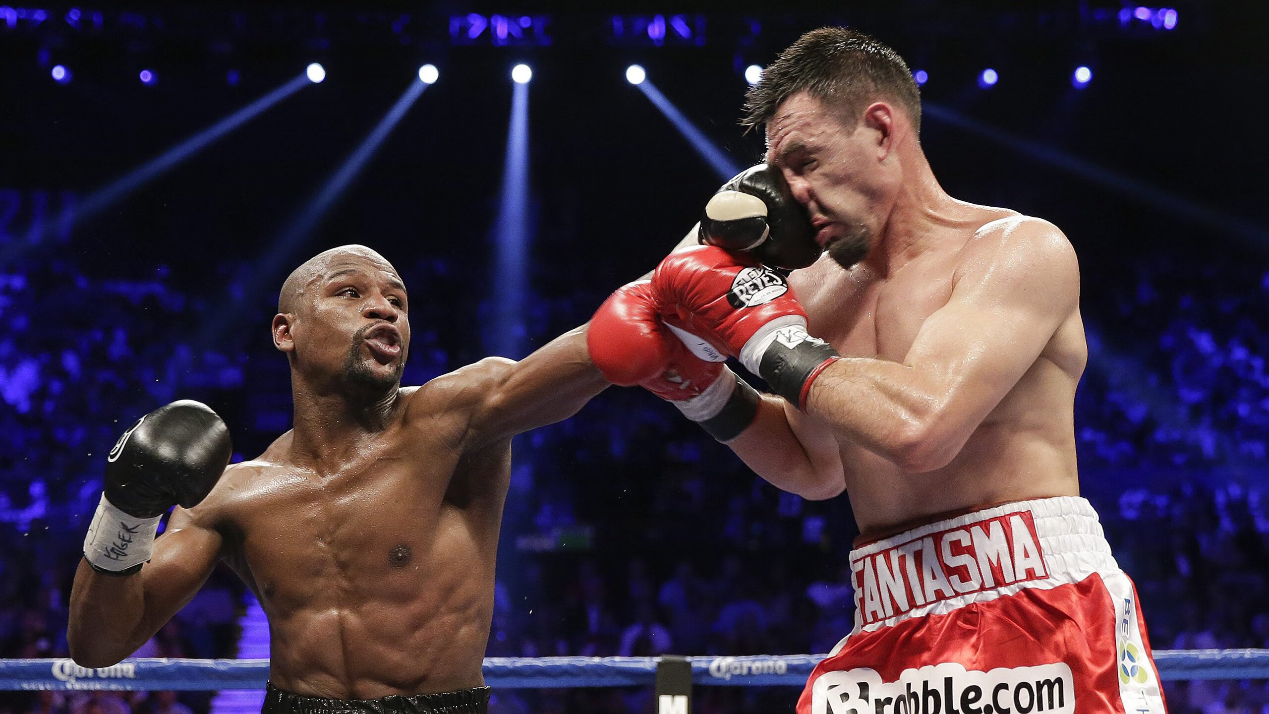 体育科技公司研发“电竞+篮球”新娱乐模式,融合创新受追捧,体育科技股