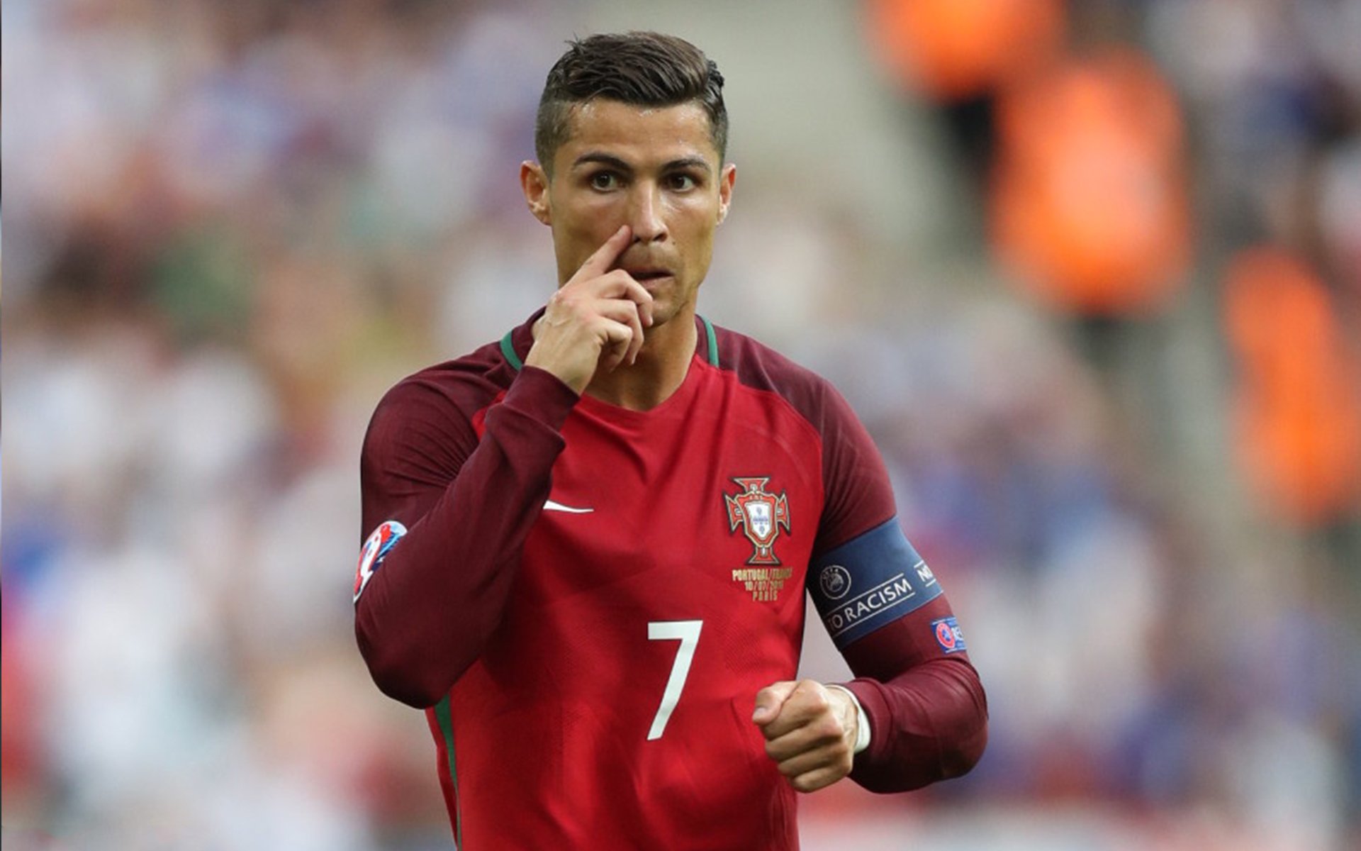 勇士队连续五场保持不败,士气高涨,勇士队全队